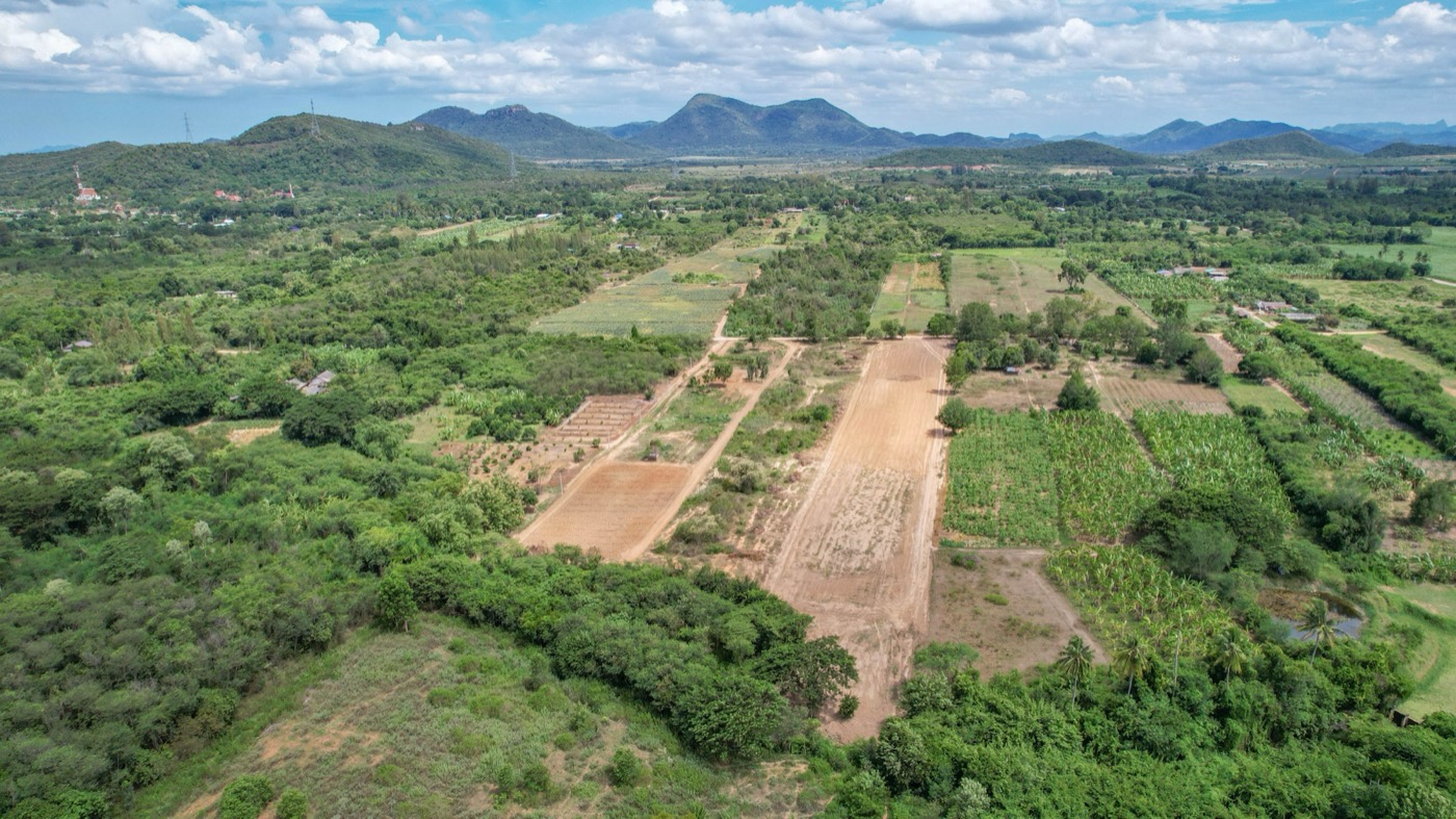 Mountain-view land, Kaeng Krachan · 10 plots 10