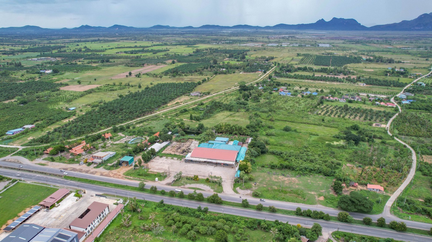 Land on Phetkasem Road, Sam Roi Yot 10